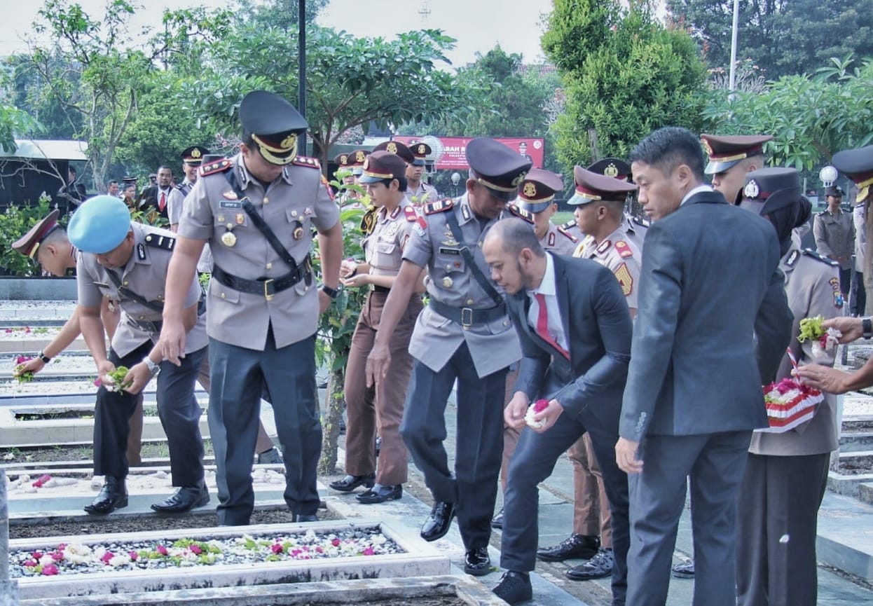 Polresta Malang Kota Ajak Taruna Akpol Ziarah ke TMP