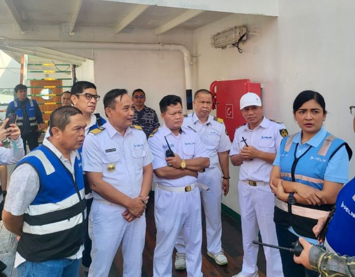 Dirut PELNI Sidak Mendadak KM Dorolonda di Surabaya, Pastikan Tiap Nyawa Terlindungi