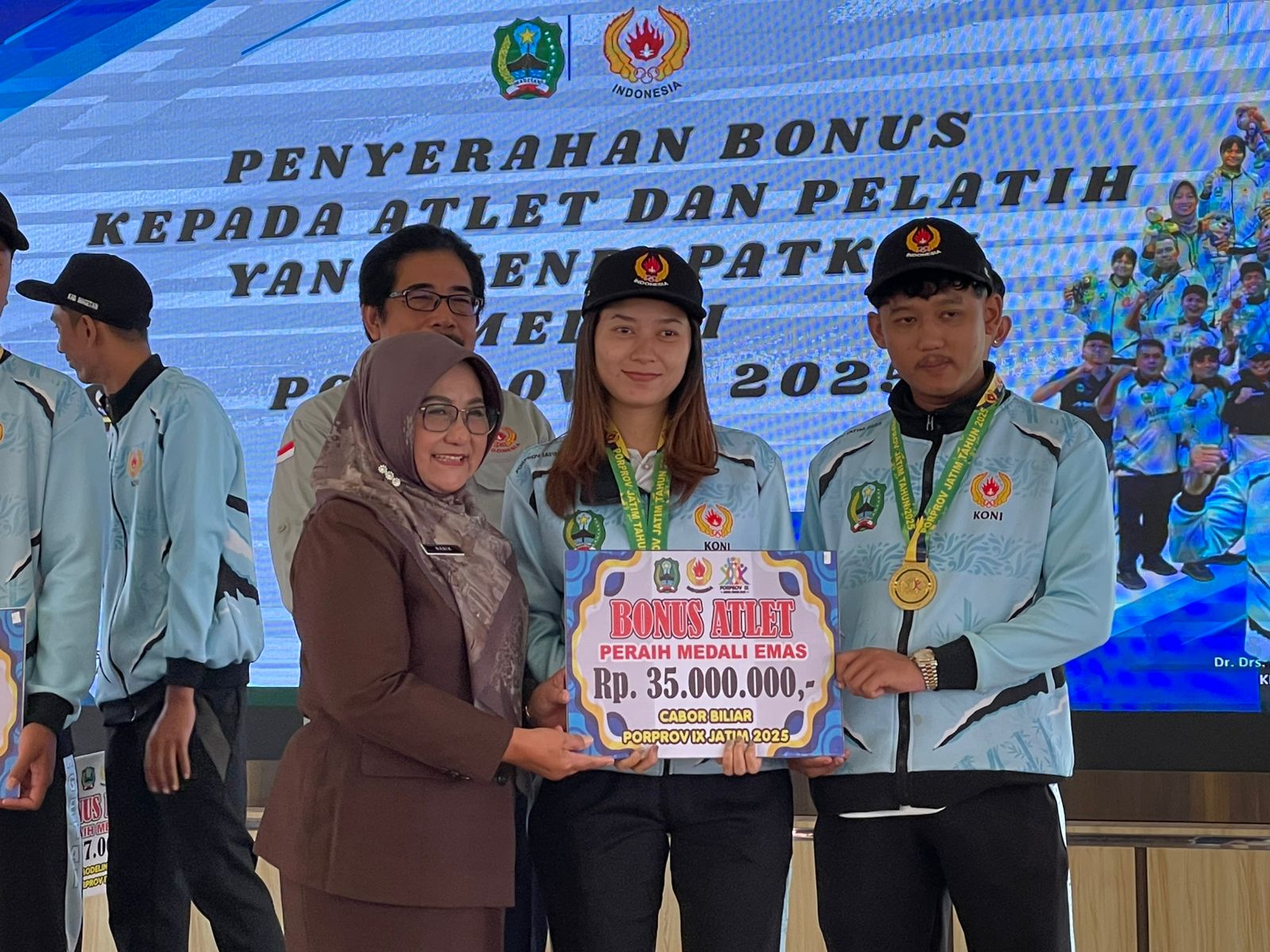 KONI Magetan Guyur Bonus Peraih Medali Porprov Jatim IX Malang Raya