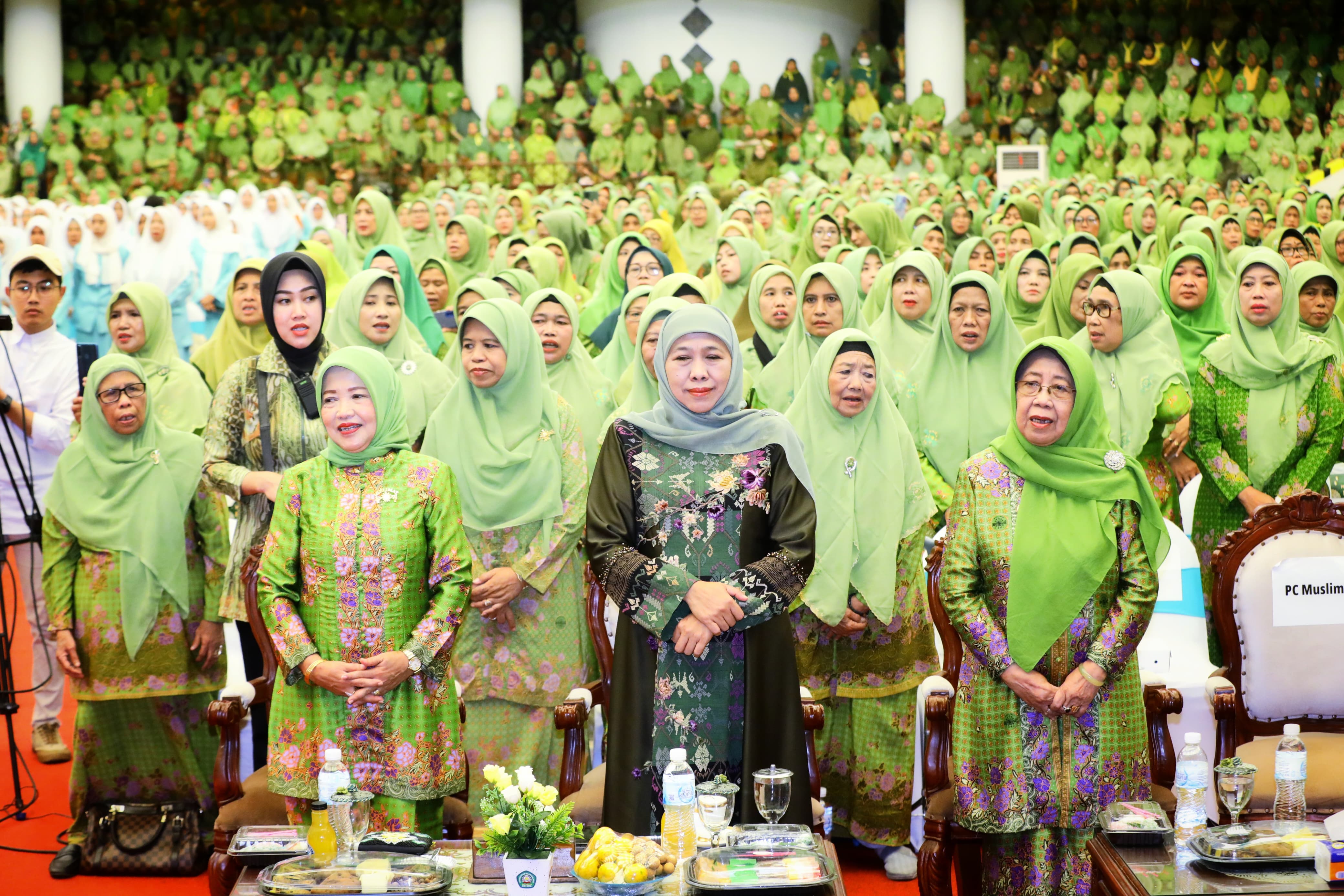 Gubernur Khofifah Ajak Ribuan Guru TK Muslimat NU se-Kabupaten Malang Produktif Cerdaskan Generasi Bangsa