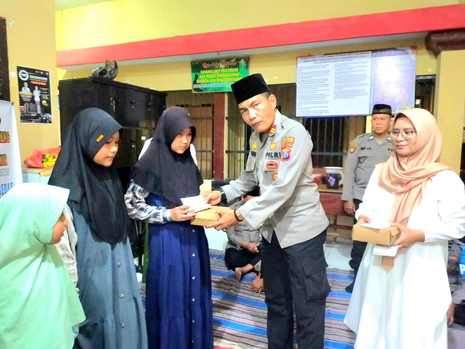 Berkah Ramadan, Kapolsek Kunir Santuni Anak Yatim Piatu