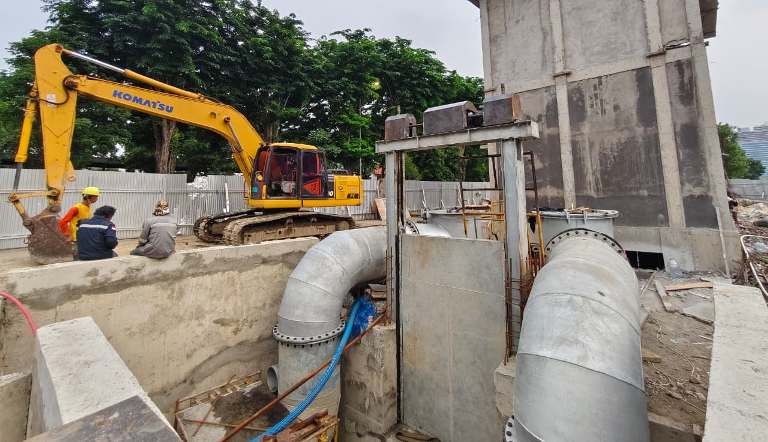 Proyek Molor, Dua Rekanan DSDABM Surabaya Kena Blacklist