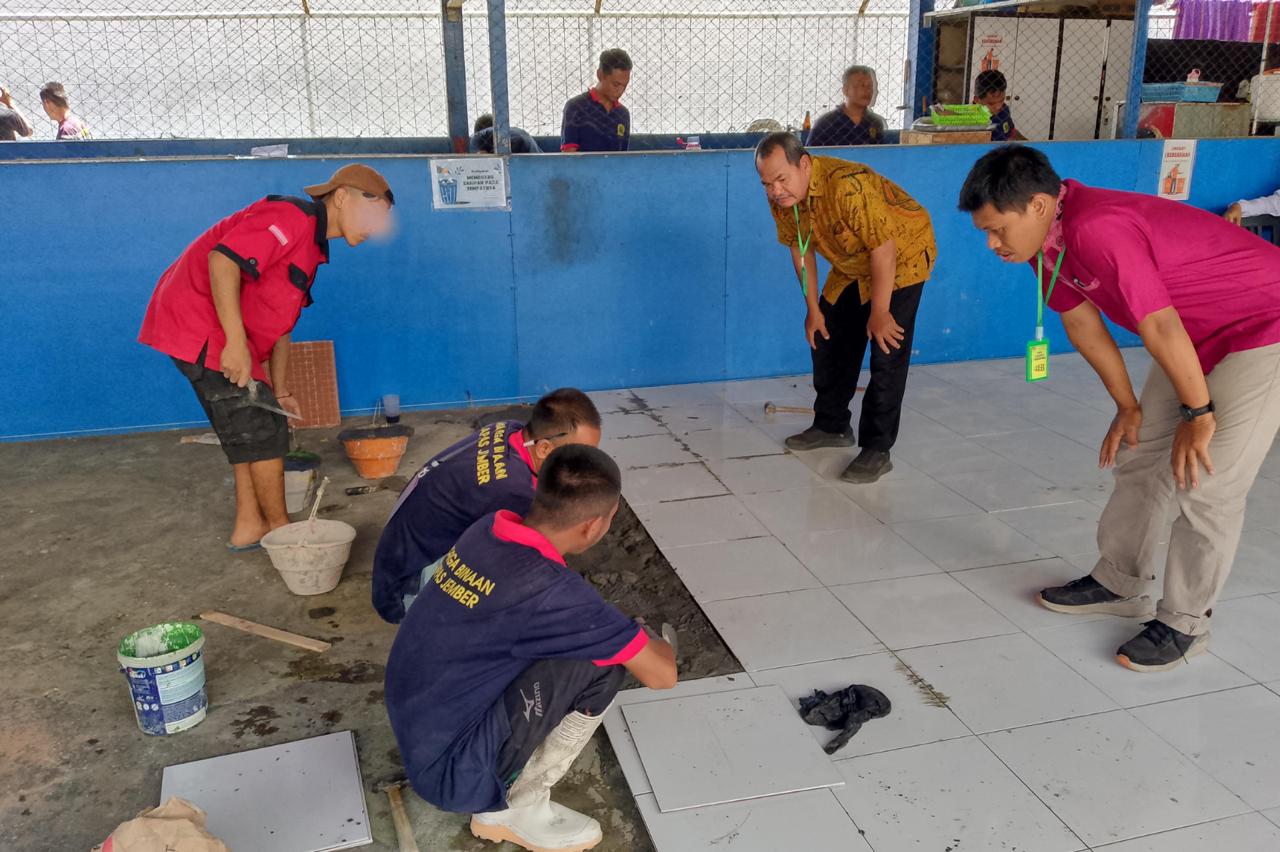 Siap Kembali ke Masyarakat, 20 Napi Jember Diberi Pelatihan Jasa Konstruksi di Dalam Lapas