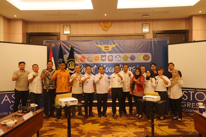 Kantor Imigrasi Tanjung Perak Gelar Rapat dan Operasi Gabungan, Perketat Pengawasan Orang Asing di Gresik