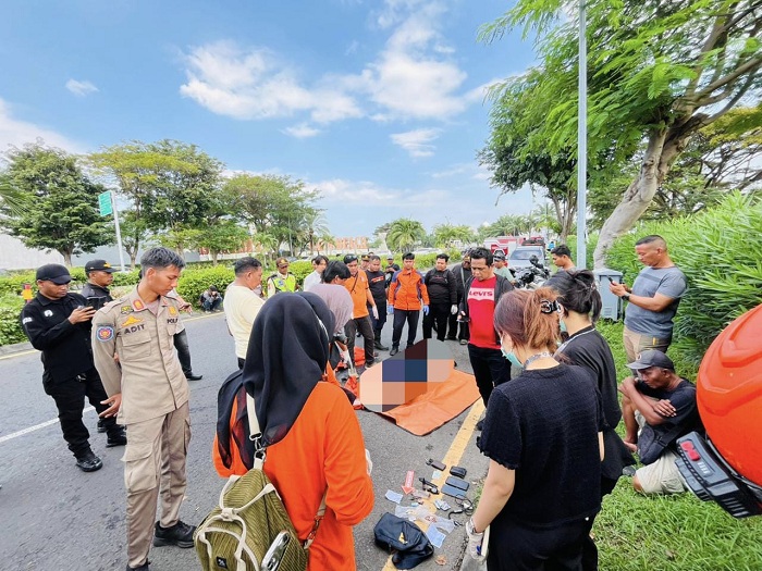 Warga Laguna Timur Surabaya Digegerkan Penemuan Mayat Pria di Sungai