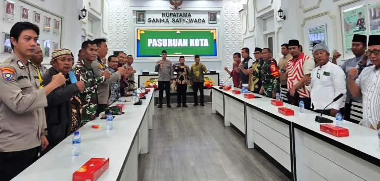 Dimediasi Polres Pasuruan Kota, Nelayan Kalirejo dan Ngemplakrejo Sepakat Berdamai