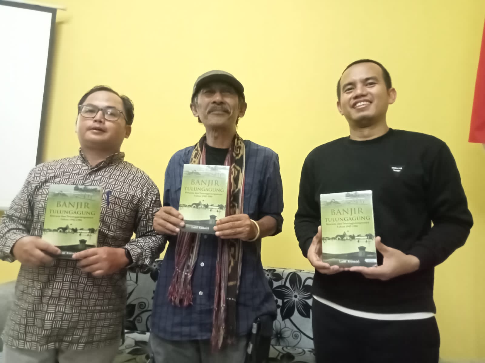 DPD Golkar Tulungagung Kupas Buku Banjir Tulungagung, Bahas Solusi ala Masa Lalu untuk Masa Kini