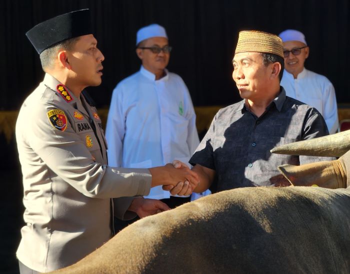 Polresta Banyuwangi Berbagi Berkah Iduladha: Puluhan Hewan Kurban Disalurkan untuk Masyarakat