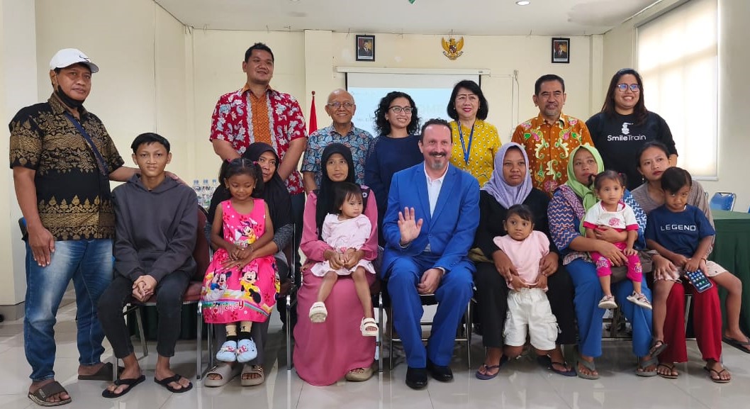 RS Eka Husada Siap Gelar Operasi Bibir Sumbing Gratis Bersama Smile Train dan Podcaster AS Eliot Hochberg