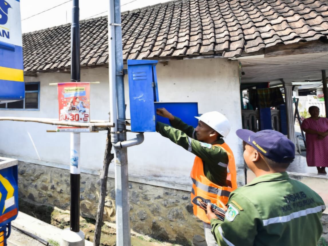 Respons Cepat Keluhan Warga, Dishub Kabupaten Pasuruan Perbaiki 1156 Titik PJU