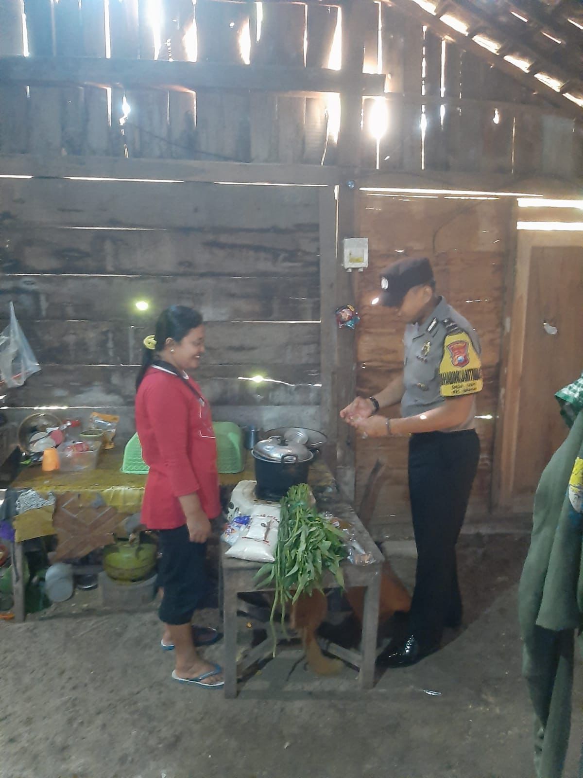 Langsung Sentuh Dapur Warga Bringin, Polisi Ngawi Gelar Basodara