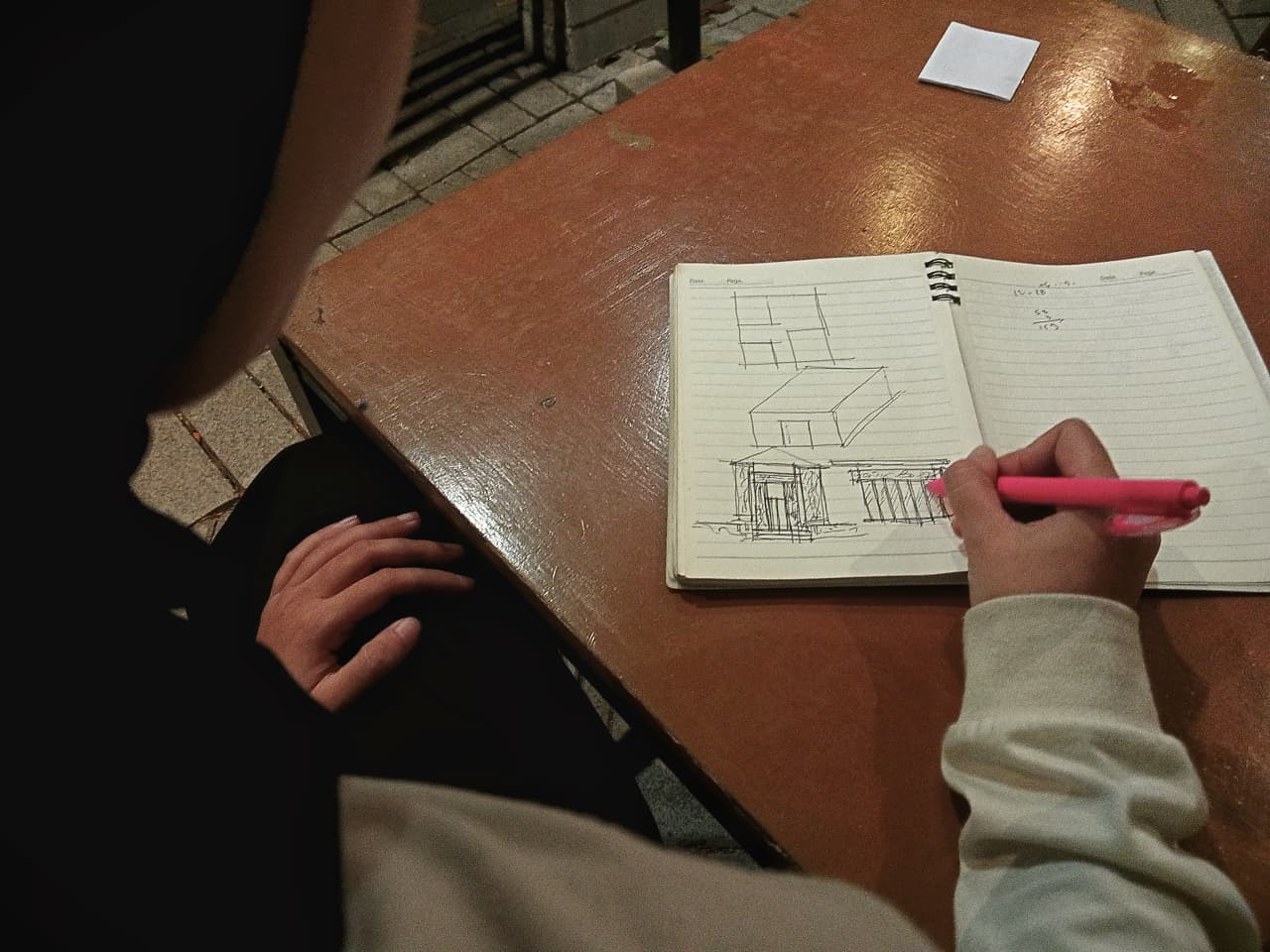 Sosok perempuan inspiratif Dinar Binta mampu menunjukkan bahwa menjadi seorang arsitek bukan sekadar tentang b