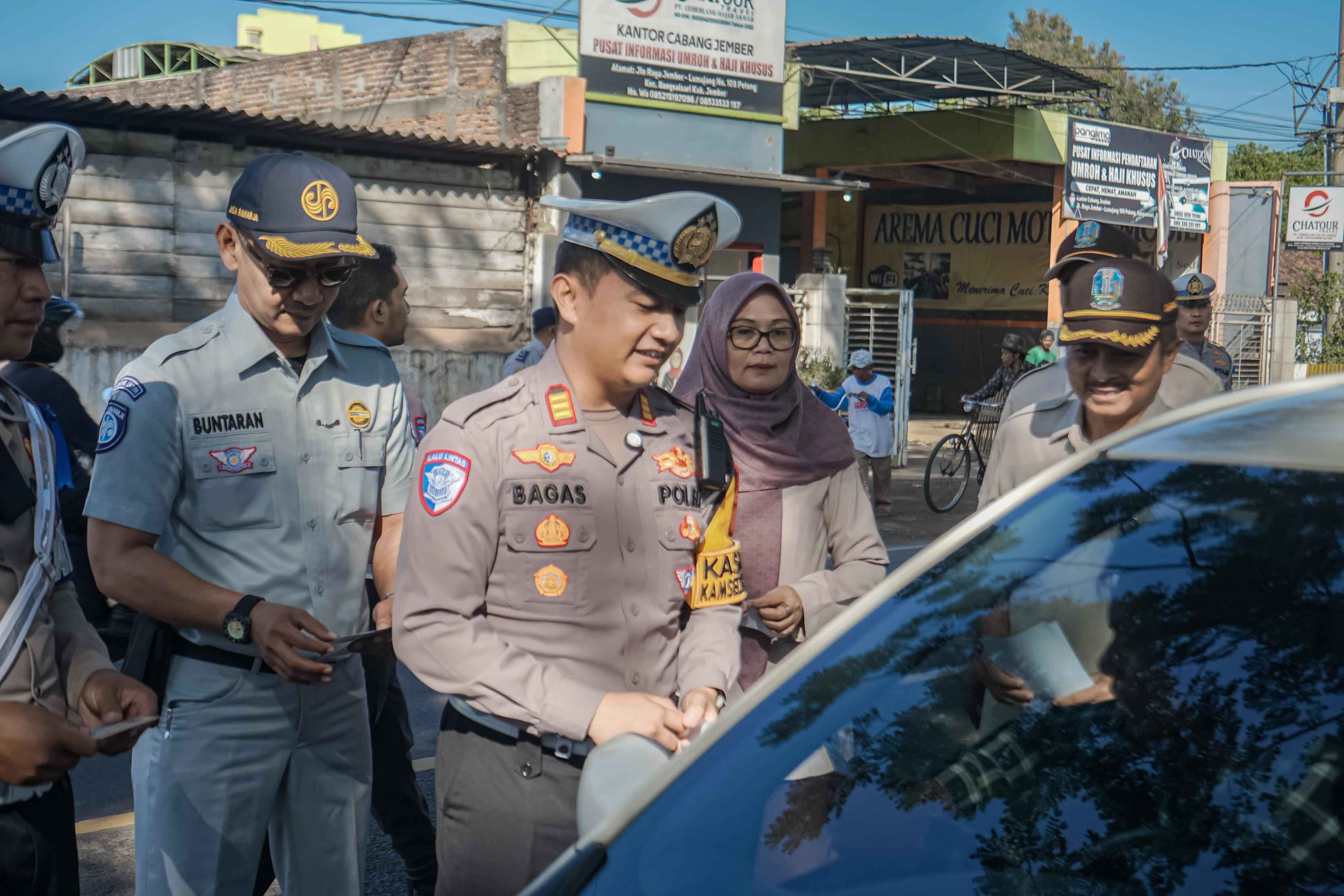 Operasi Patuh Semeru 2025, Puluhan Pelanggar Ditilang di Jalur Jember-Lumajang