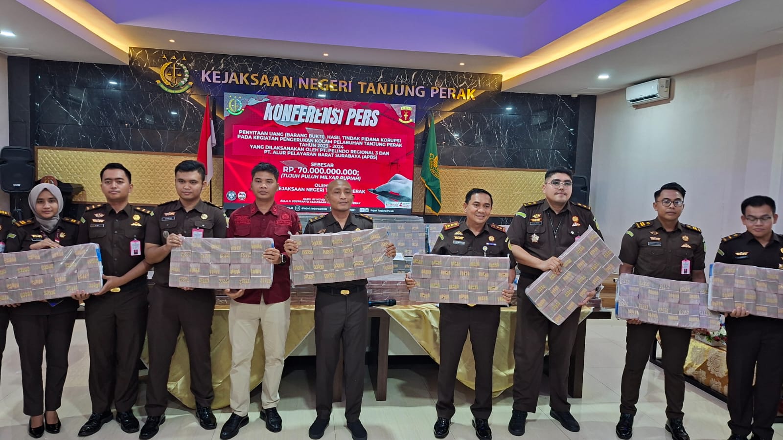 Kasus Dugaan Korupsi Pengerukan Kolam Pelindo 3, Kejari Tanjung Perak Sita Rp70 Miliar
