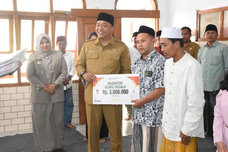 Pemkab Situbondo Naikkan Insentif Guru Ngaji dan Sekolah Minggu, Anggaran Capai Rp 14 Miliar