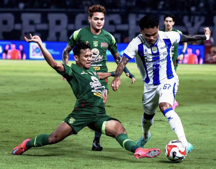 Bernardo Tavares Puji Mentalitas Pemain Persebaya Usai Ditahan Persib