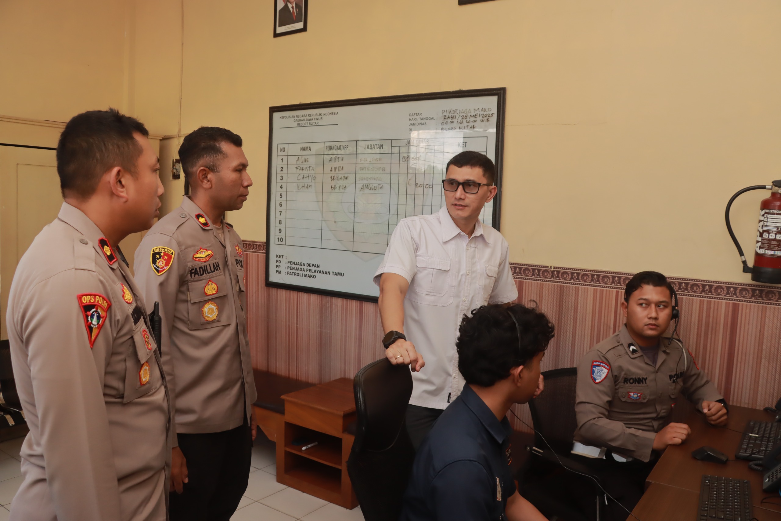 Wakaposko Presisi Pastikan Optimalisasi Layanan Hotline 110 di Polres Blitar