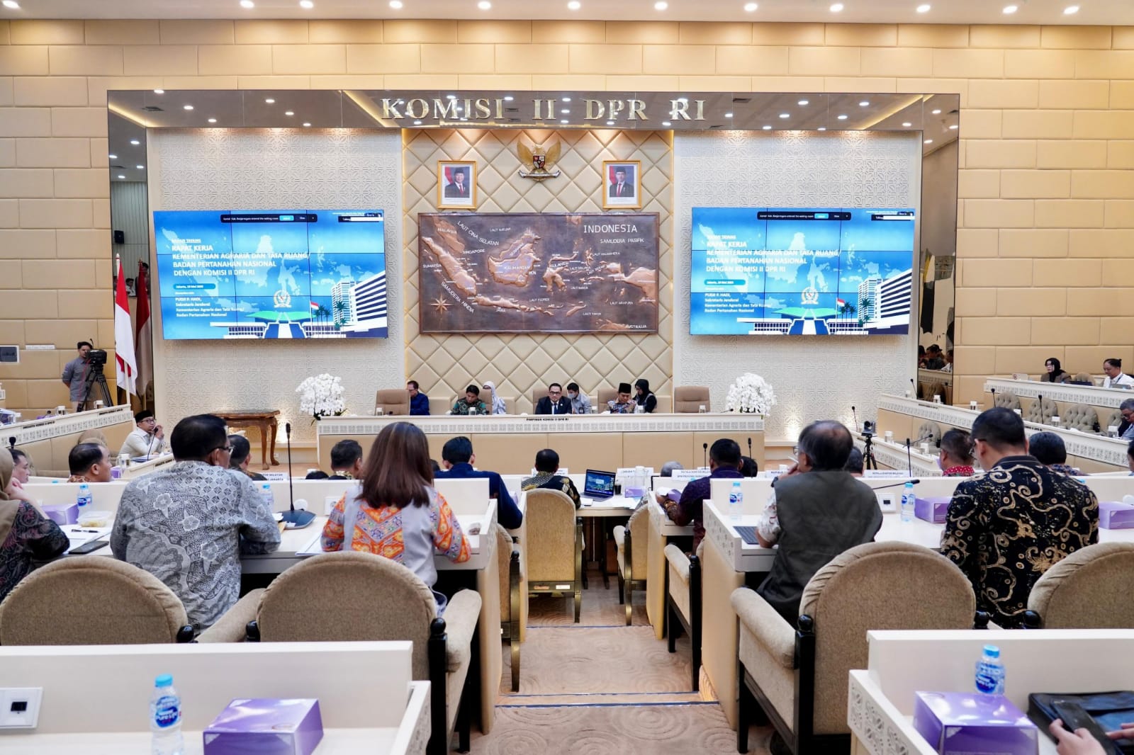 Tindak Lanjut Evaluasi Triwulan I, Komisi II DPR RI Adakan Rapat Kerja dengan Kanwil BPN Provinsi se-Indonesia