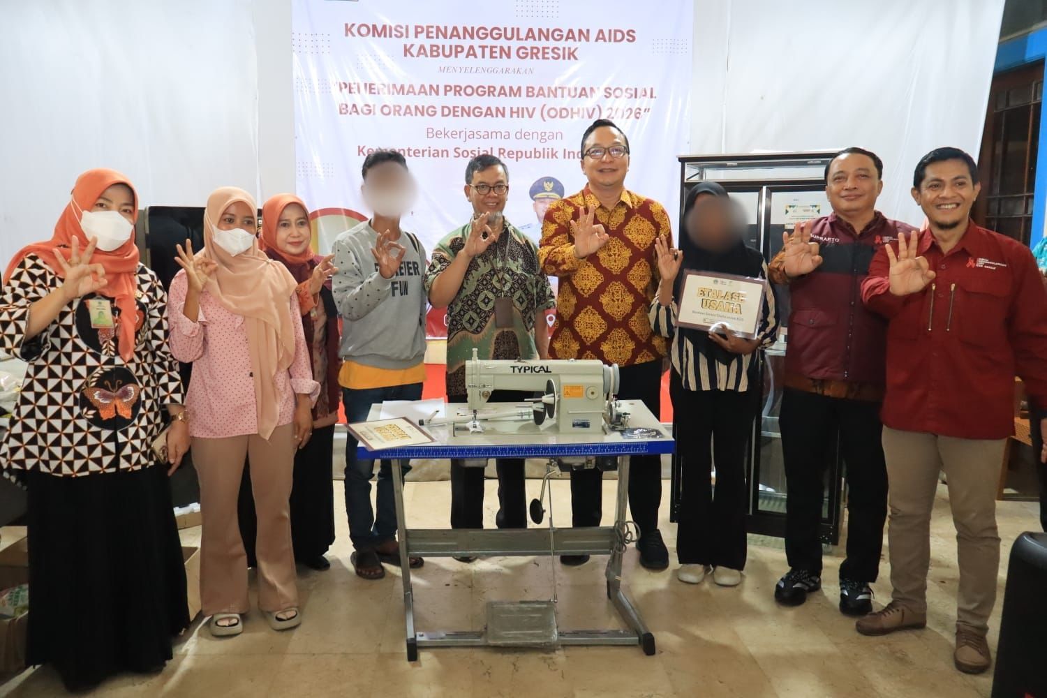 16 ODHIV Kabupaten Gresik Terima Bantuan Usaha dari Kemensos