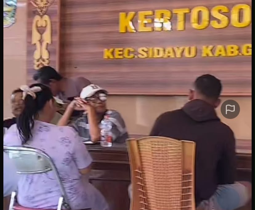 Ditinggal Suami Jadi TKI, Perempuan Gresik Digerebek Warga Selingkuh di Kamar Kost