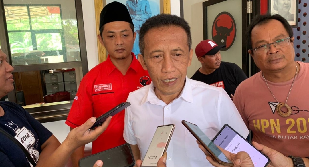 Sarat Pengalaman di Legislatif, Ketua Komisi I Daftar Calon Bupati Blitar lewat PDI-P