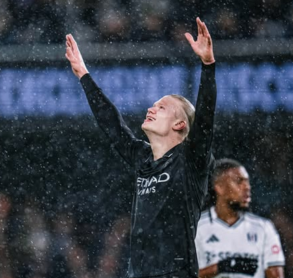 Haaland Cetak 100 Gol, City Menang 5-4 dalam Laga Gila Kontra Fulham