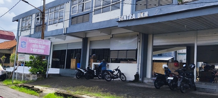 Dulu Ramai di Pinggir Jalan, Kini Merana Dipindahkan ke Sentra Penjahit