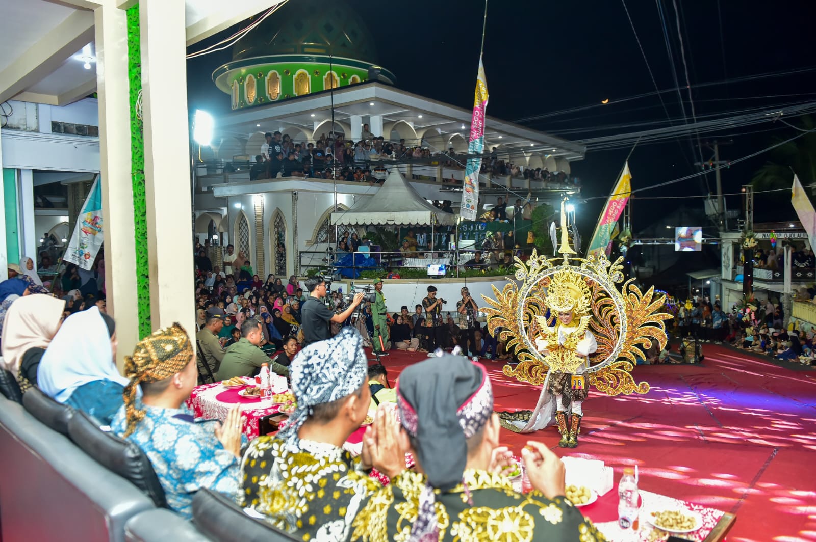 Festival Sego Muduk dan Sendangagung Batik Carnival Lamongan 2025 Dibuka