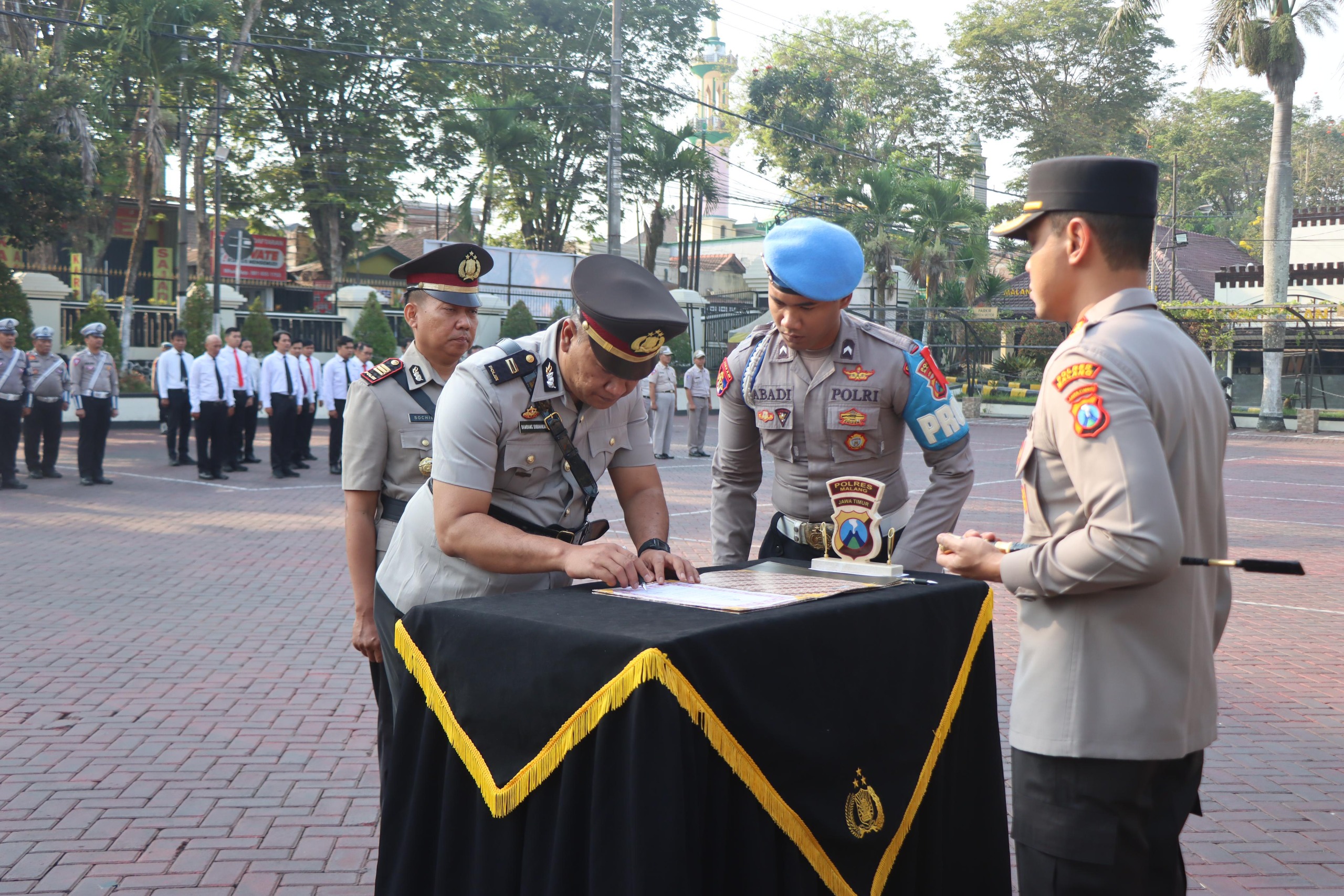 Kapolres Malang Rotasi Dua Kapolsek