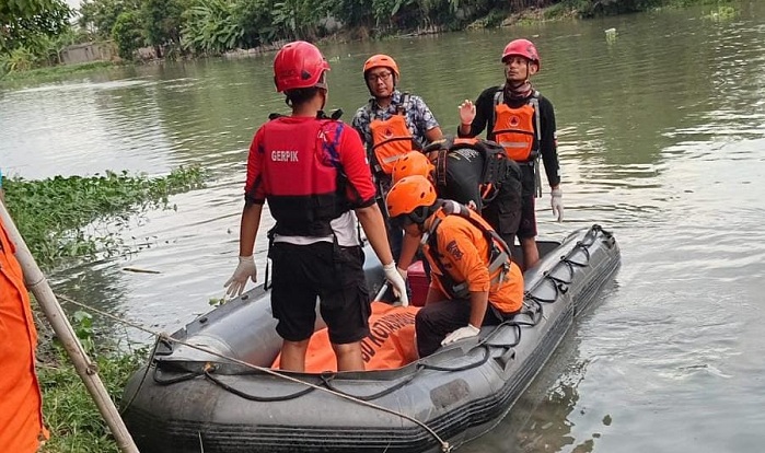 Pemuda Terjunkan Diri ke Sungai Pagesangan Diduga Depresi Usai Berpisah dengan Istri