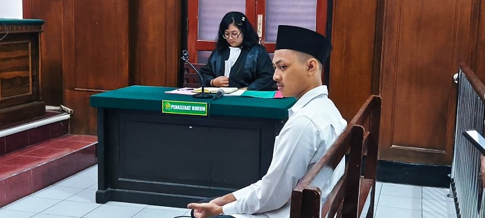 Hakim Vonis Hacker Lulusan SMK Pembobol Akun Bank Warga Negara Asing 