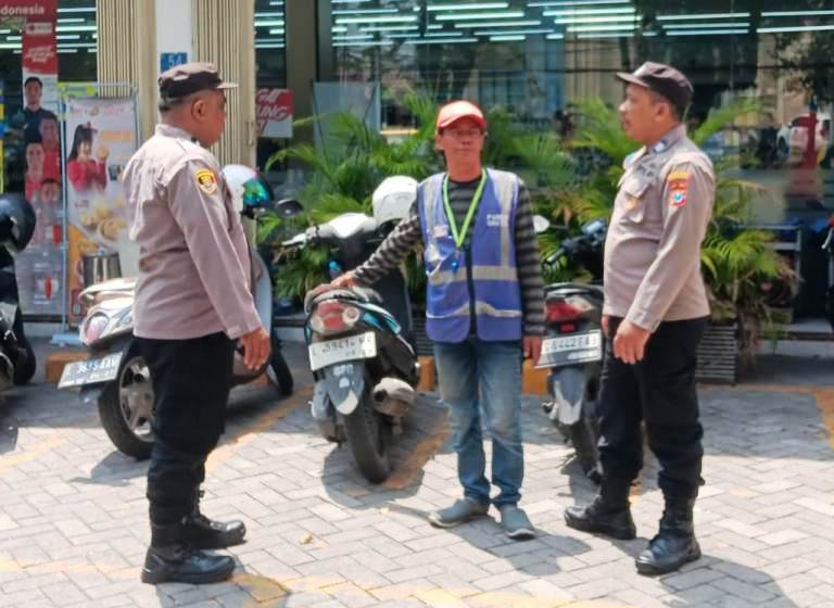 Polsek Tenggilis Mejoyo Gencar Imbauan Kamtibmas Cegah Curanmor di Surabaya