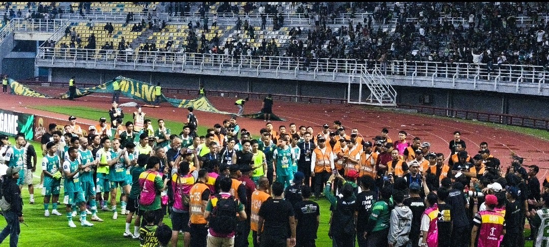 Eduardo Perez Moran Resmi Out