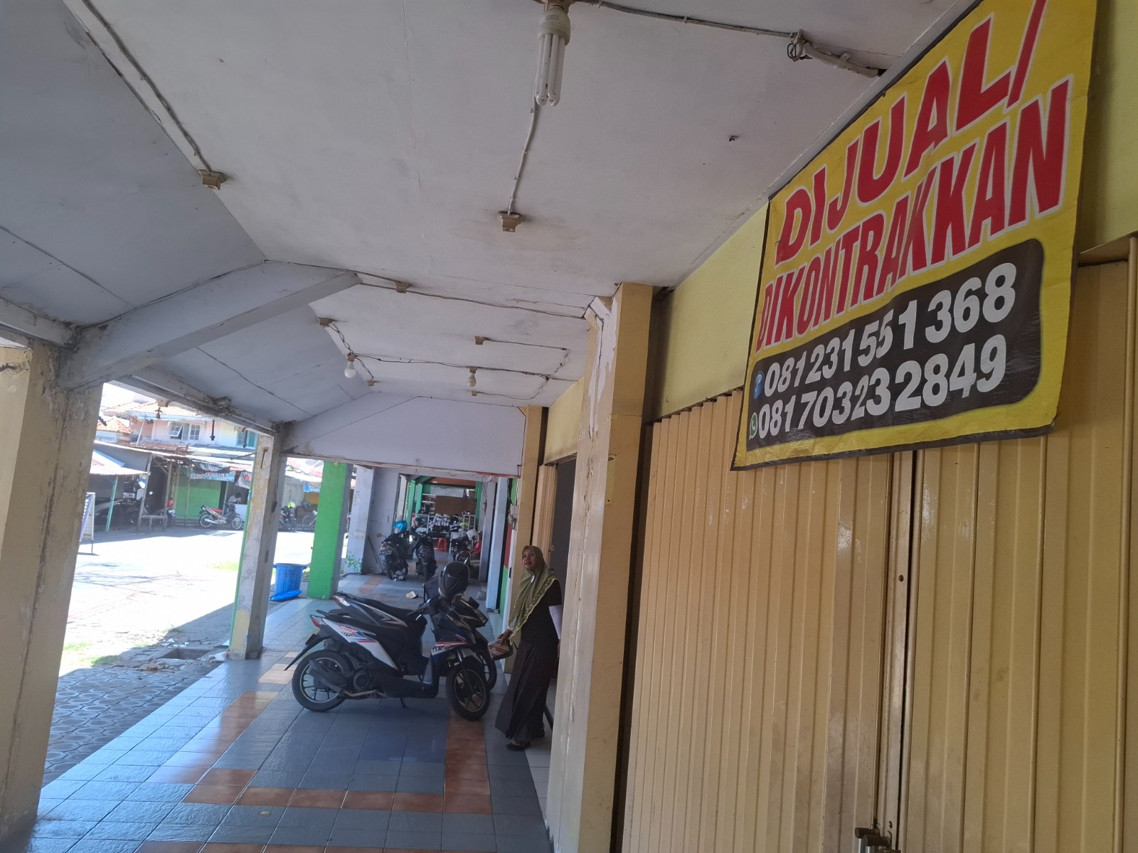 Ruko PCN Jombang Banyak yang Tutup Seperti Tak Bertuan