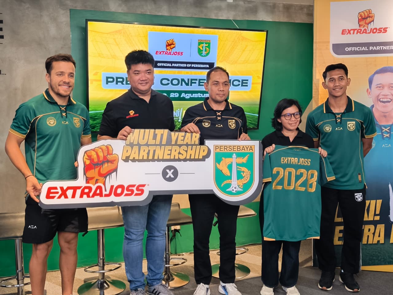 Jalin Kontrak Multiyear, Persebaya Surabaya Lanjutkan Kerja Sama dengan Extra Joss