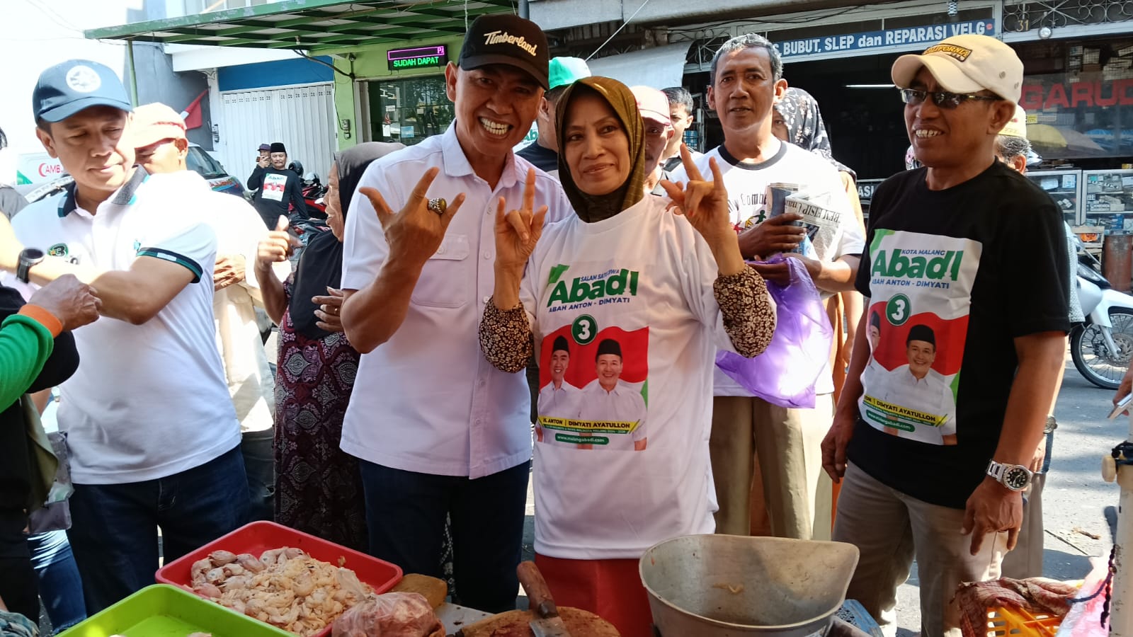 Sambang Pasar Kebalen, Abah Anton - Dimyati Disambut Meriah 