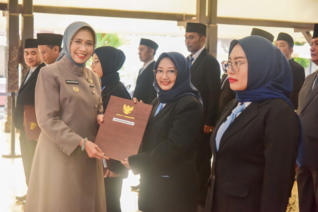 Lantik 159 Kepala Sekolah, Bupati Lumajang Tekankan Pemerataan Kualitas Pendidikan