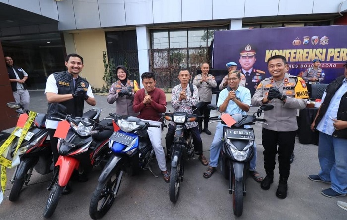 Polres Bojonegoro Kembalikan Tiga Motor Korban Curanmor Secara Gratis