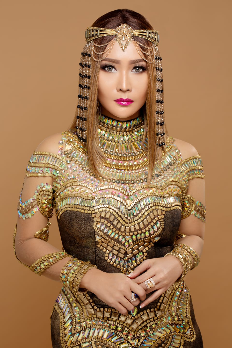 Inul Daratista Ingin Haji Lagi: Rindu Kakbah, Daftar Bareng Adam dan Ivan