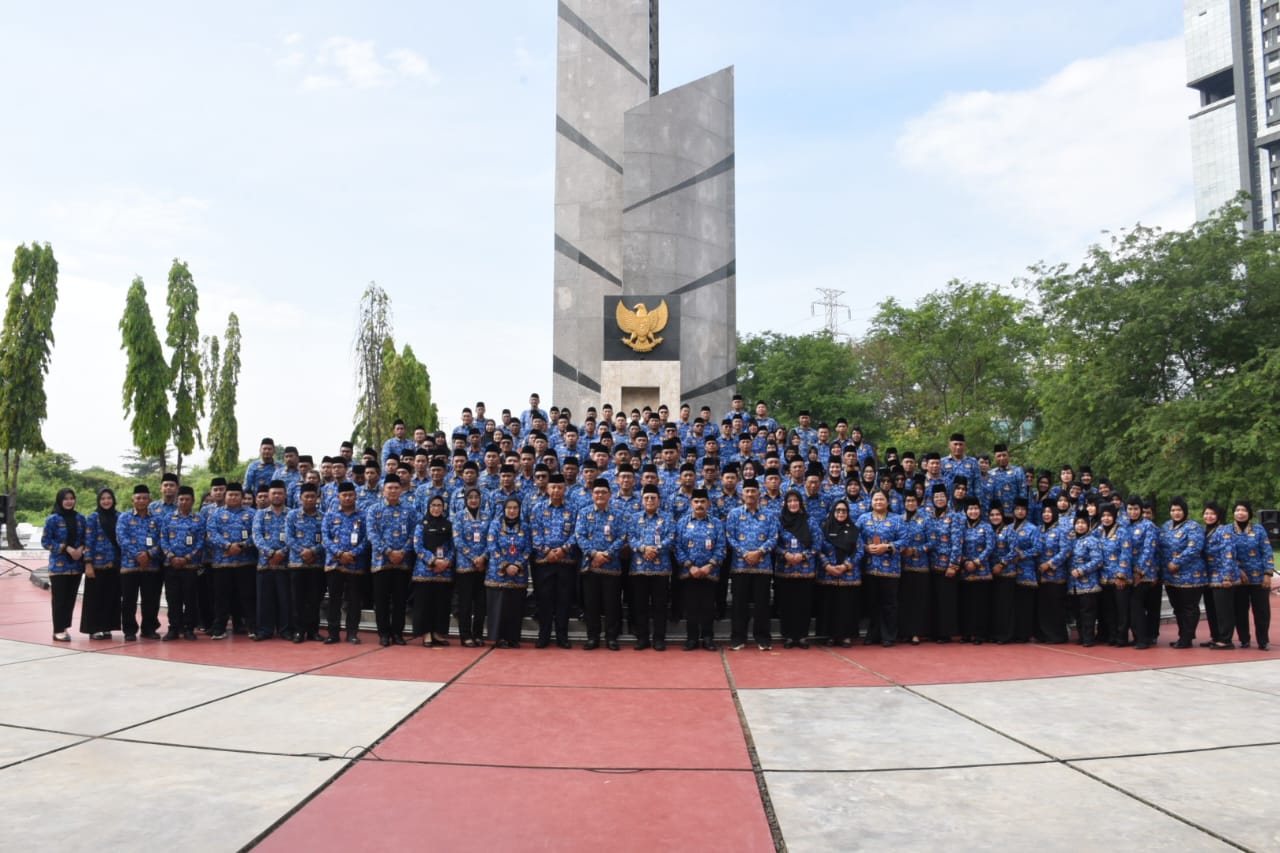 Sambut HUT Ke-54 Korpri, ASN Polda Jatim Ziarah ke TMP