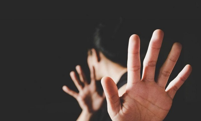 Diduga Tak Lunasi Cicilan, Warga Gubeng Jadi Korban Kekerasan Seksual Penagih Utang