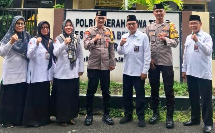 Sinergitas Polsek Rungkut dan KUA Perkuat Kerukunan Umat Beragama di Surabaya