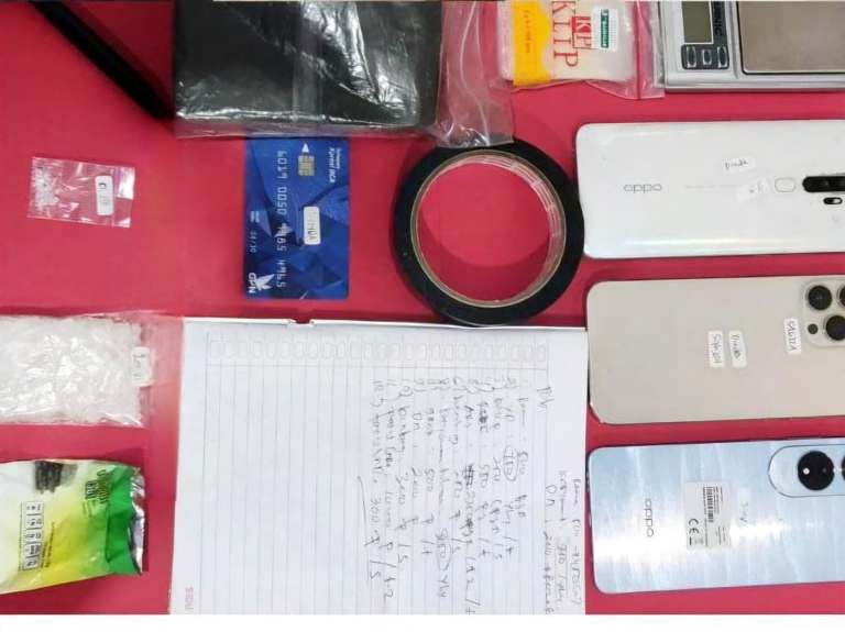 Jadi Bandar Sabu,  Pasutri Asal Beji Ditangkap Polres Pasuruan