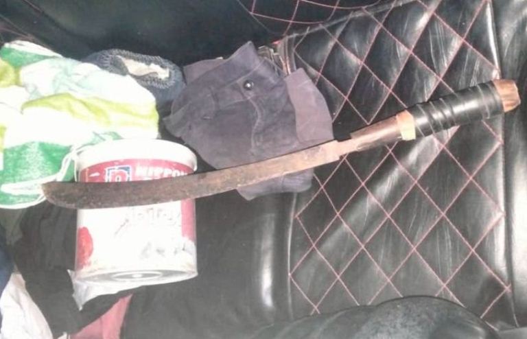 Bak Preman, Pengemudi Mabuk Tabrak dan Pukul Sopir Truk di Driyorejo