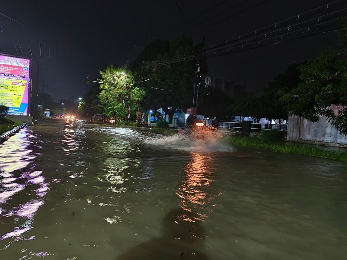 Surabaya Dikepung Banjir, Dukuh Kupang dan Jajar Tunggal Terendam Air