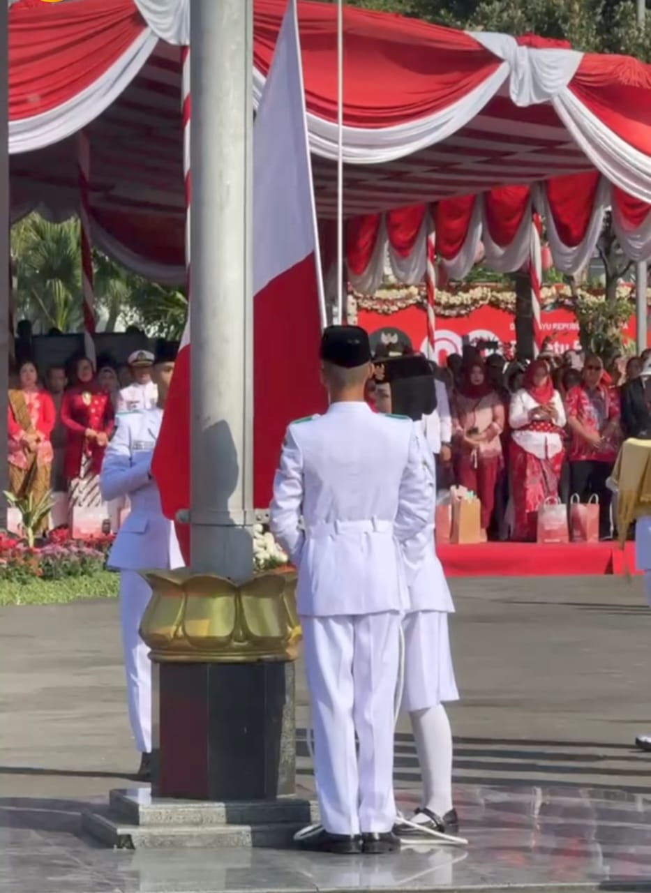 Insiden Bendera Terbalik, Ketua Komisi A DPRD Surabaya Minta Publik Tak Sudutkan Paskibra