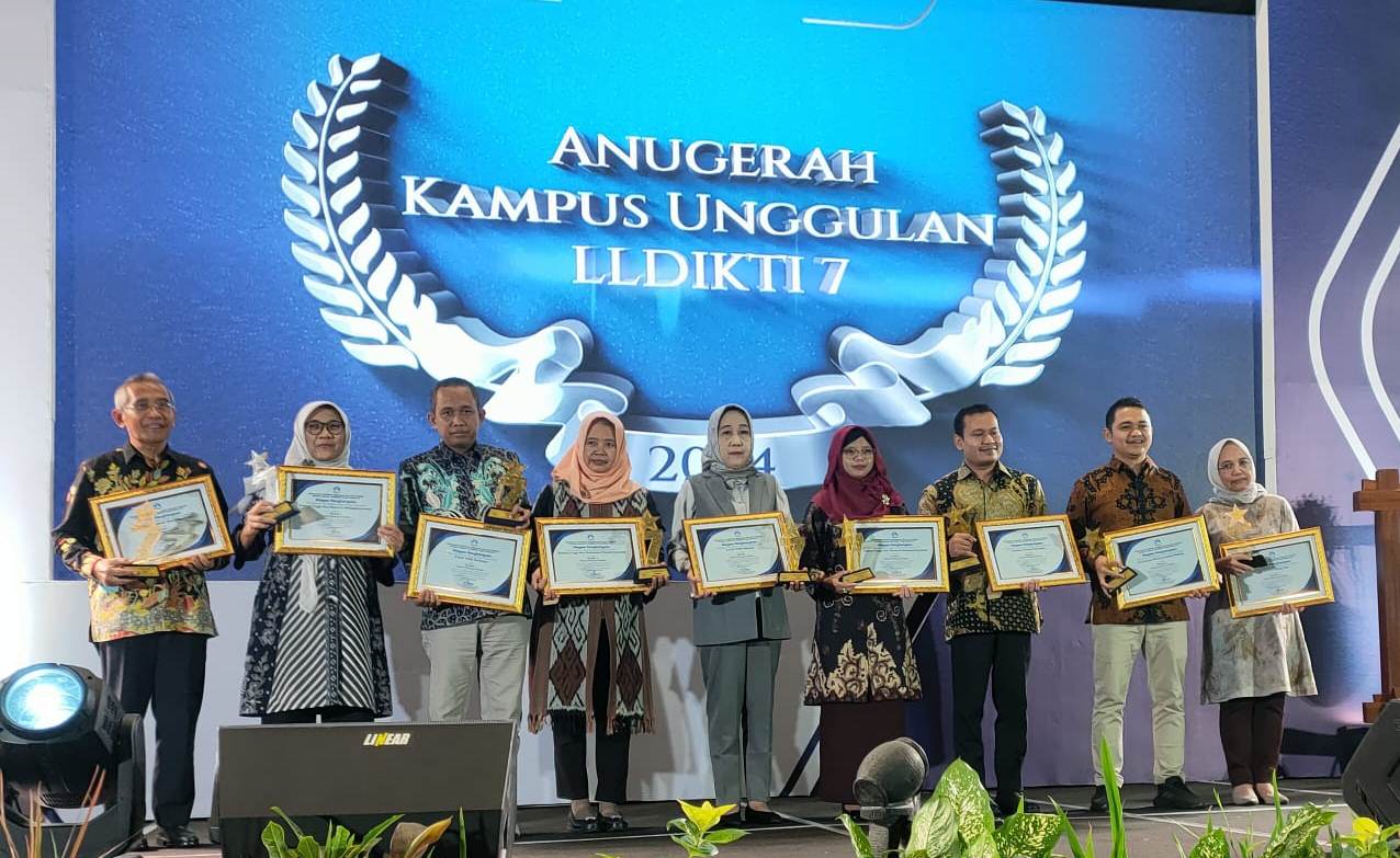 STKIP PGRI Sumenep Mendapat Anugerah Kampus Unggulan