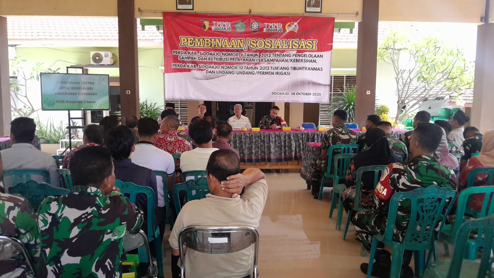 TMMD ke-126 Kodim 0816/Sidoarjo Sosialisasikan Pengelolaan Sampah, Wujudkan Desa Bersih dan Sehat