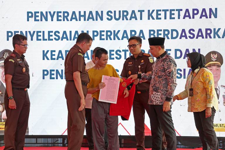 Kejari dan Pemkot Surabaya Terapkan Restorative Justice untuk 11 Pelaku Tindak Pidana