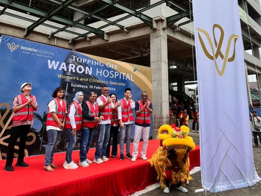 Ditandai Topping off Ceremony, Waron Hospital Spesialis Ibu dan Anak Usung Semangat 